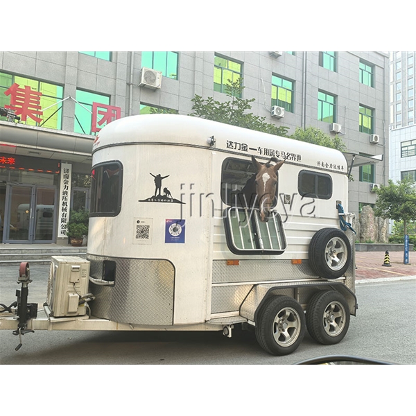 唐山运马车